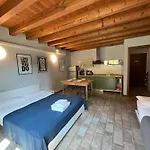 Cozy Flat + Parking Close To City Center/Airport