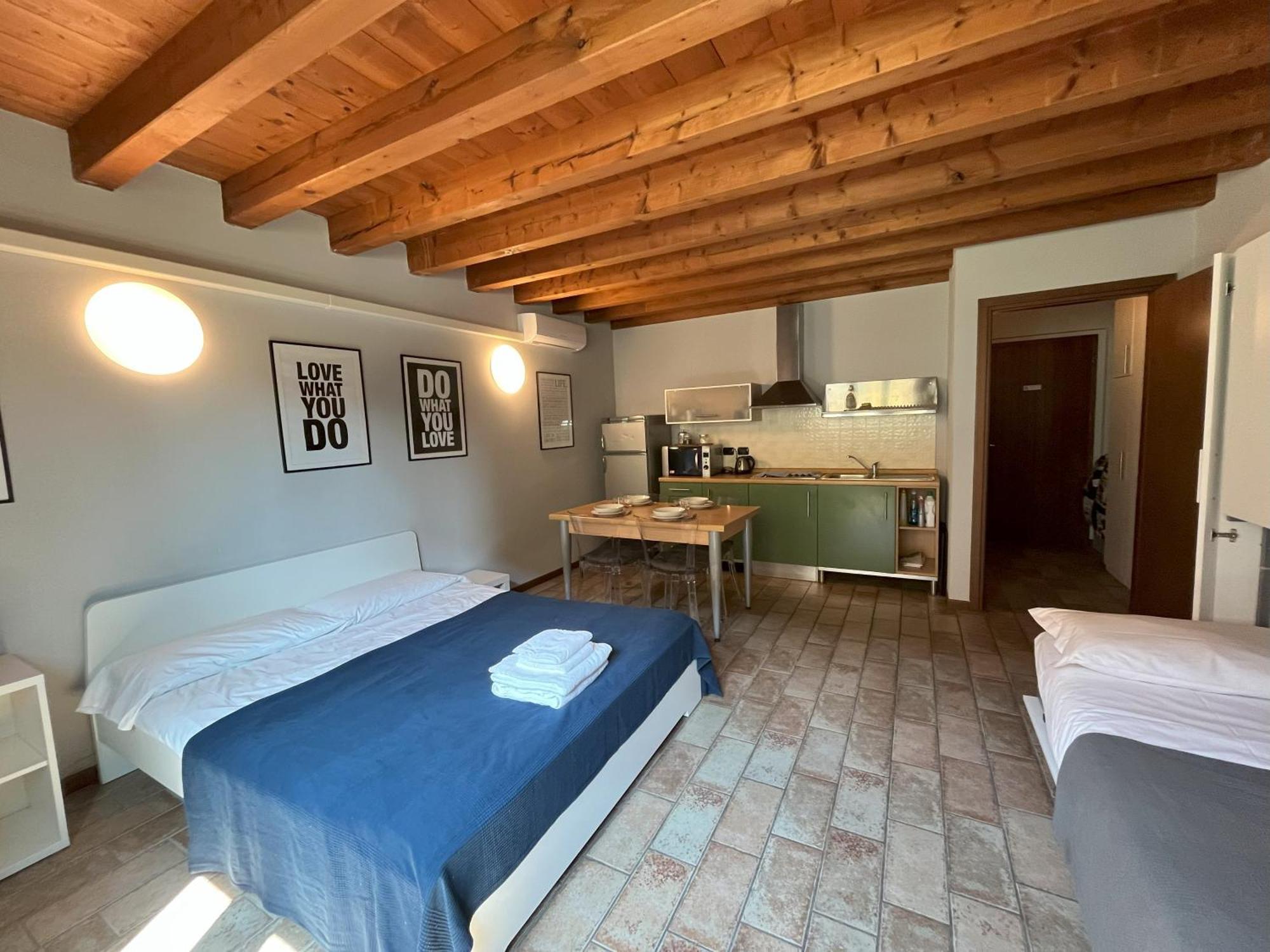 Cozy Flat + Parking Close To Center/airport Appartamento *